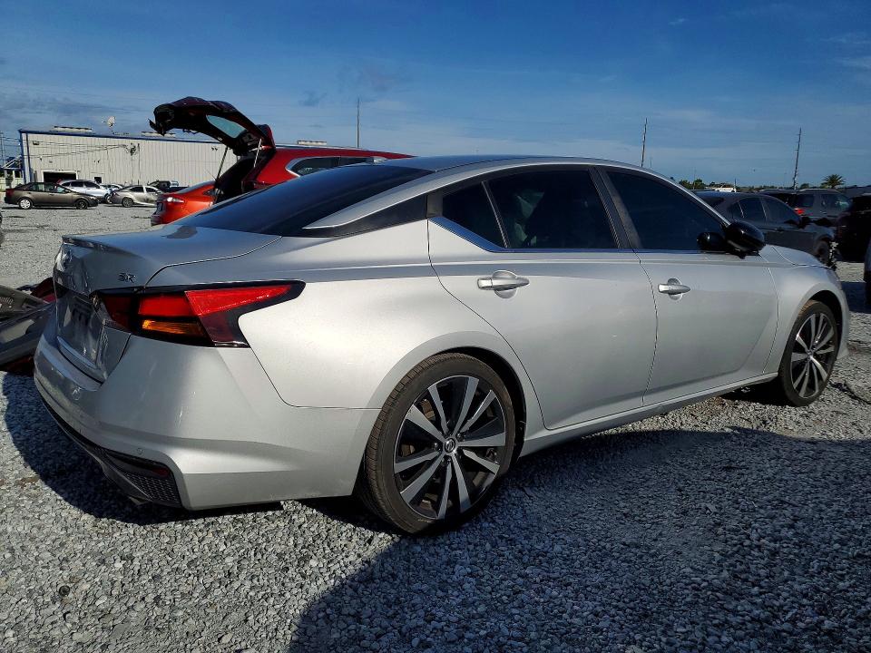 2022 Nissan Altima მანქანა იყიდება აუქციონზე, vin: 1N4BL4CV2NN334299, აუქციონის ნომერი: 56371486
