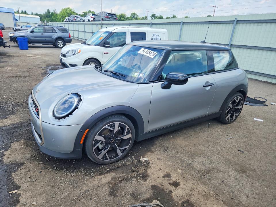 Продажа на аукционе авто 2025 Mini Cooper, vin: WMW23GD0XS2W25559, номер лота: 57183406
