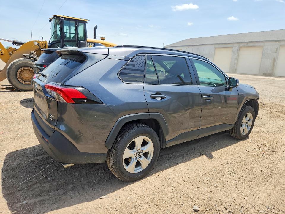 2021 Toyota Rav4 მანქანა იყიდება აუქციონზე, vin: 2T3P1RFV4MC143622, აუქციონის ნომერი: 57063936