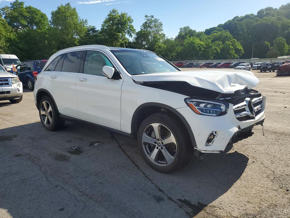 56792016 :رقم المزاد ، W1N0G8EB7NG115741 vin ، 2022 Mercedes-benz Glc مزاد بيع