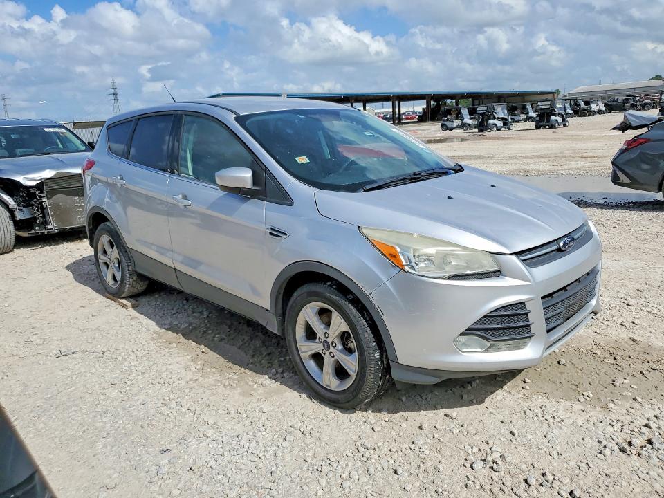 55735806 :رقم المزاد ، 1FMCU9G92GUB63161 vin ، 2016 Ford Escape مزاد بيع