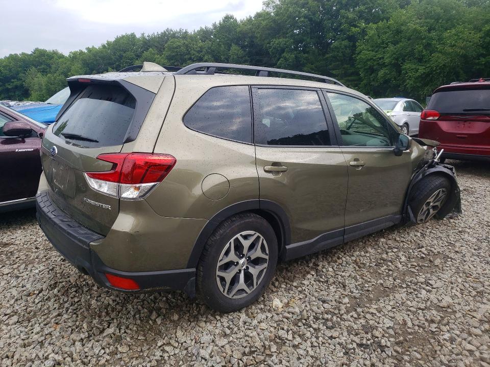 Продажа на аукционе авто 2022 Subaru Forester, vin: JF2SKAEC8NH432678, номер лота: 57256126