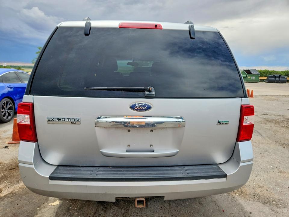 58833256 :رقم المزاد ، 1FMJU1G52AEB63524 vin ، 2010 Ford Expedition مزاد بيع