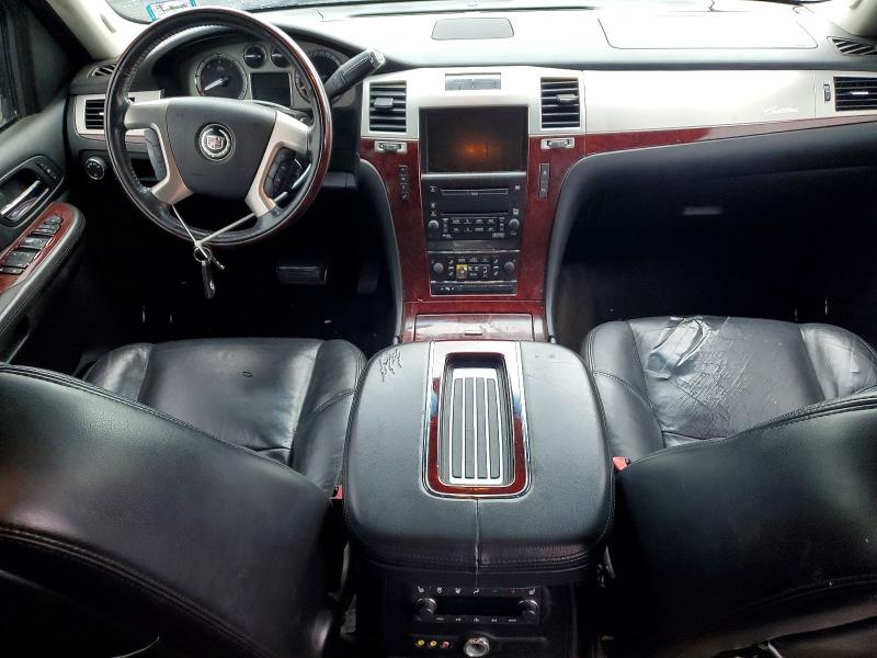 2009 Cadillac Escalade მანქანა იყიდება აუქციონზე, vin: 1GYFK13259R236329, აუქციონის ნომერი: 58514566