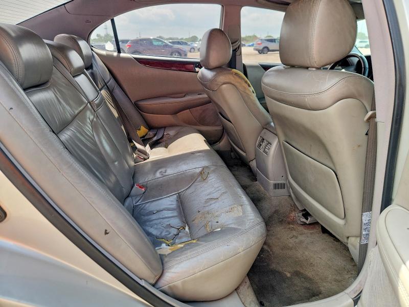 57822926 :رقم المزاد ، JTHBF30G920043047 vin ، 2002 Lexus Es مزاد بيع
