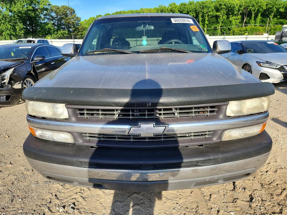 Продажа на аукционе авто 2001 Chevrolet Silverado, vin: 2GCEC19T411236155, номер лота: 56028816
