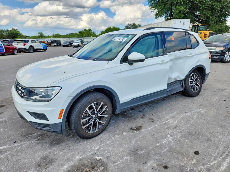 Продажа на аукционе авто 2021 Volkswagen Tiguan, vin: 3VV1B7AX1MM145670, номер лота: 57124136