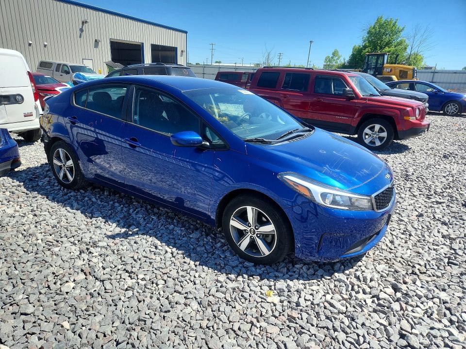 2018 Kia Forte მანქანა იყიდება აუქციონზე, vin: 3KPFL4A70JE262615, აუქციონის ნომერი: 55860676