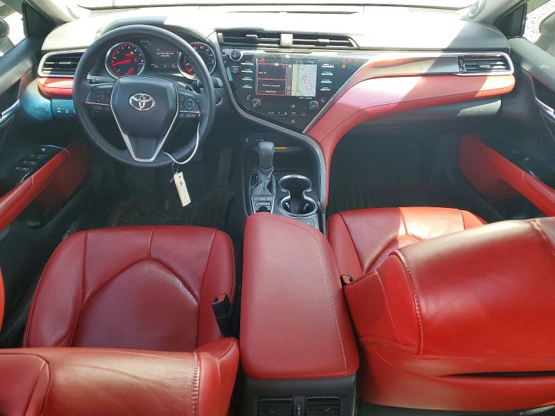 55522206 :رقم المزاد ، 4T1BZ1HK4JU015617 vin ، 2018 Toyota Camry مزاد بيع