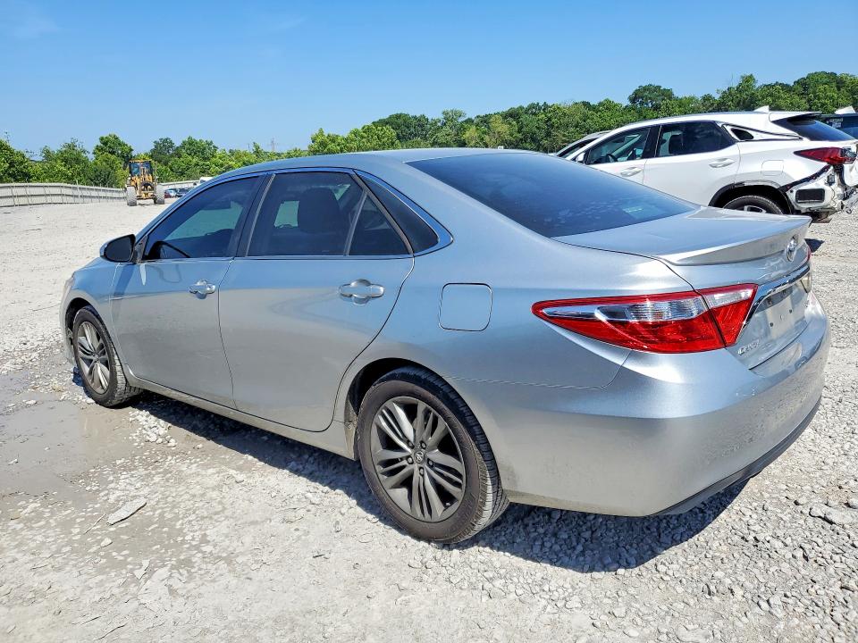 55734096 :رقم المزاد ، 4T1BF1FK7FU483456 vin ، 2015 Toyota Camry مزاد بيع