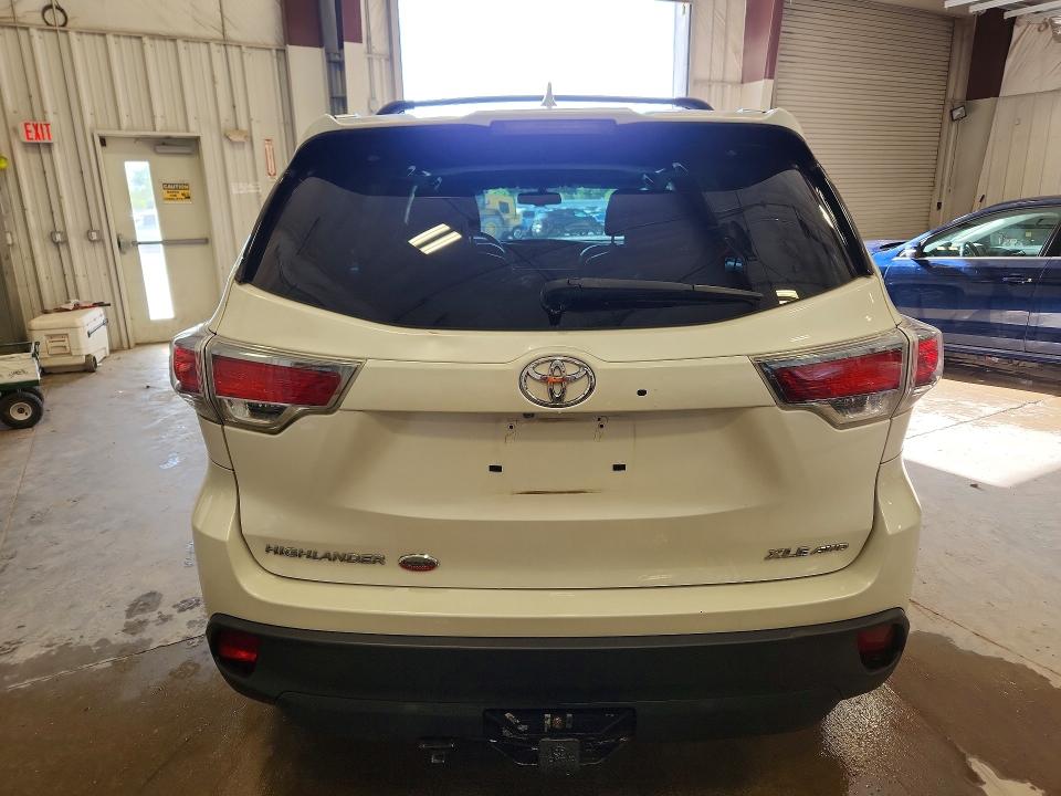 Продаж на аукціоні авто 2015 Toyota Highlander, vin: 5TDJKRFH2FS183293, номер лоту: 57753496