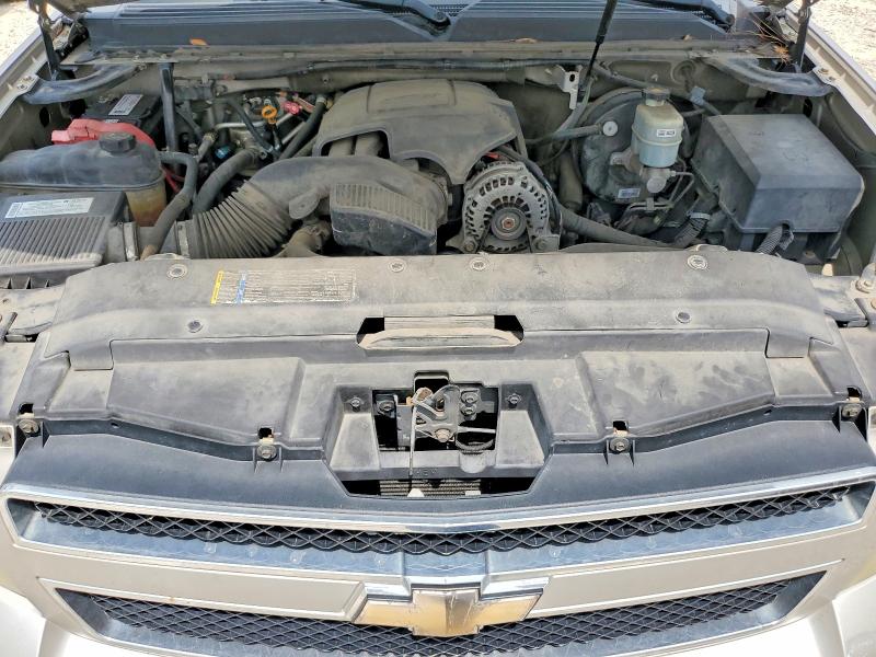2008 Chevrolet Suburban მანქანა იყიდება აუქციონზე, vin: 1GNFC16038J220079, აუქციონის ნომერი: 58435646