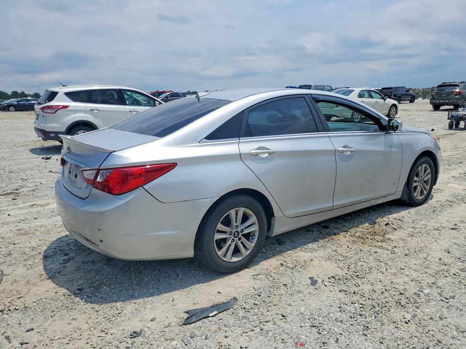55828696 :رقم المزاد ، 5NPEB4AC5DH538556 vin ، 2013 Hyundai Sonata مزاد بيع