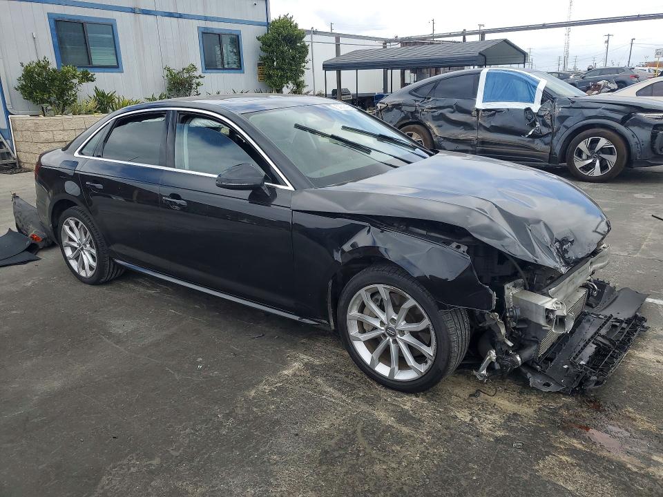 2019 Audi A4 მანქანა იყიდება აუქციონზე, vin: WAUDNAF4XKA117467, აუქციონის ნომერი: 57226466
