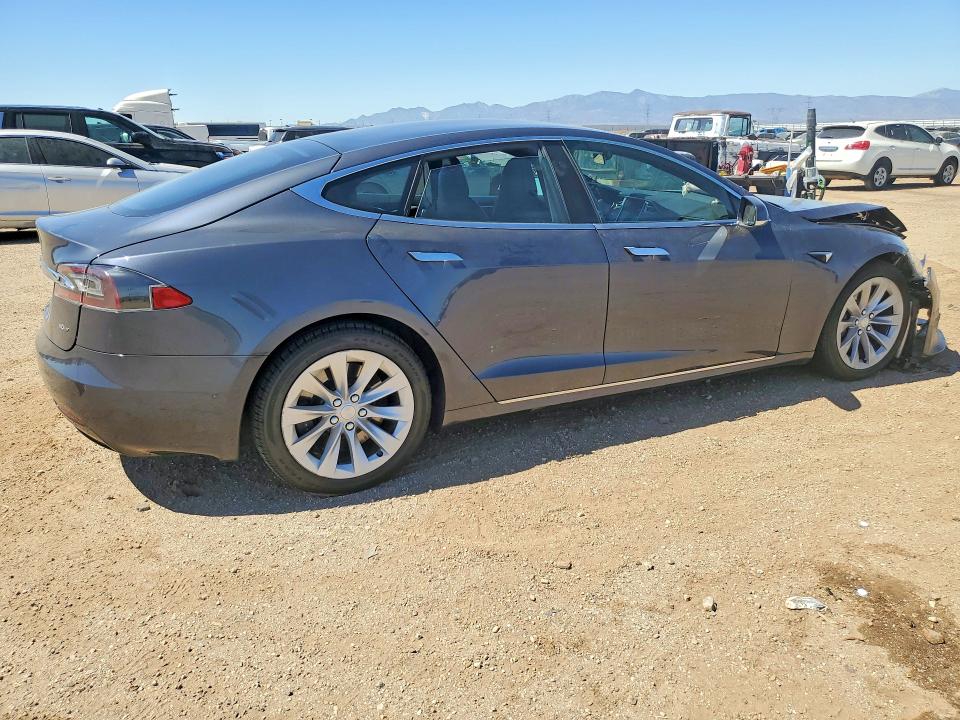Продаж на аукціоні авто 2017 Tesla Model S, vin: 5YJSA1E29HF199715, номер лоту: 57883076