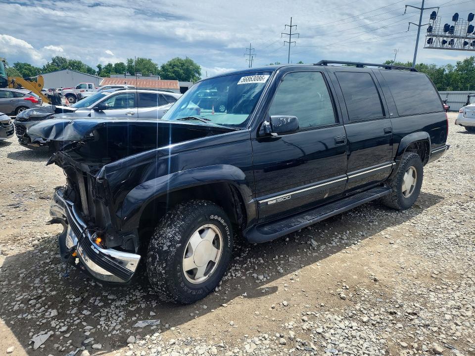 1999 Gmc Suburban მანქანა იყიდება აუქციონზე, vin: 3GKFK16R3XG521627, აუქციონის ნომერი: 56863086