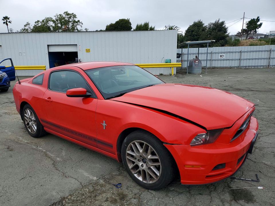 Продажа на аукционе авто 2013 Ford Mustang, vin: 1ZVBP8AM0D5280125, номер лота: 57740876