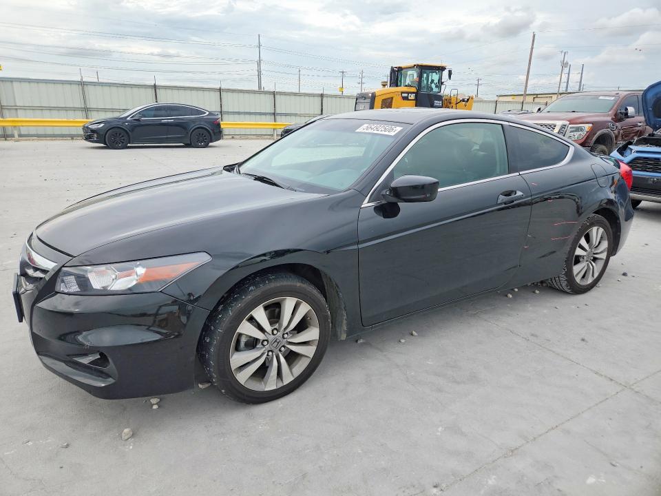56492506 :رقم المزاد ، 1HGCS1B82BA004159 vin ، 2011 Honda Accord مزاد بيع