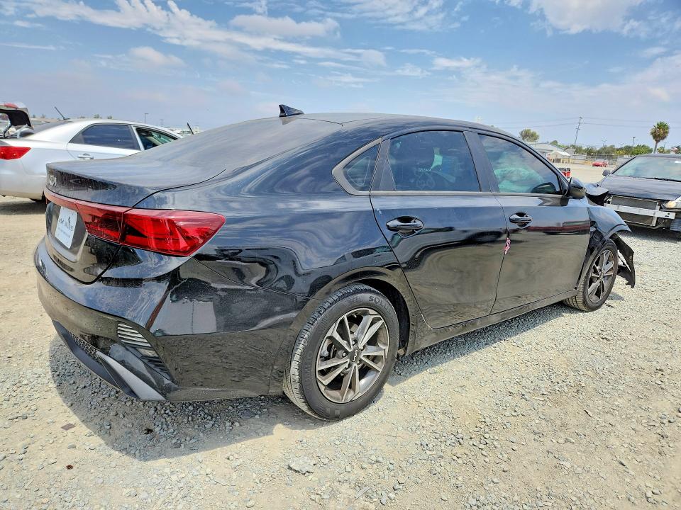 Продажа на аукционе авто 2023 Kia Forte, vin: 3KPF24AD8PE585201, номер лота: 58647826