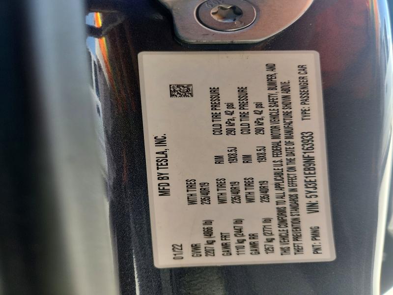 58821586 :رقم المزاد ، 5YJ3E1EB9NF163933 vin ، 2022 Tesla Model 3 مزاد بيع