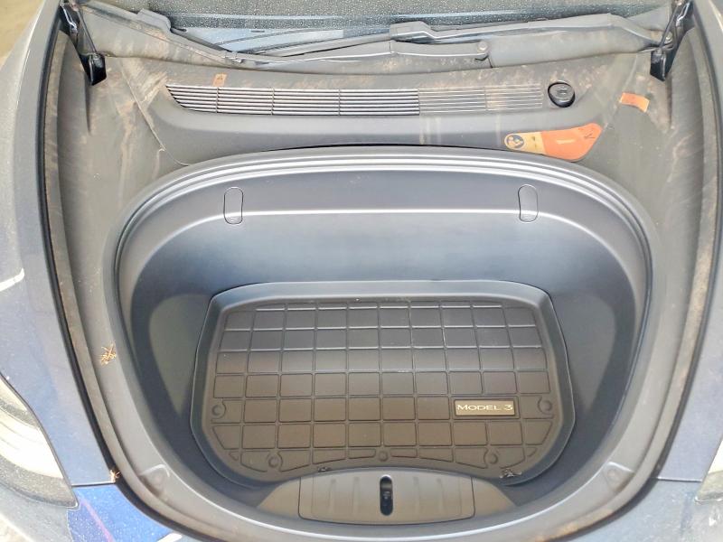 57707156 :رقم المزاد ، 5YJ3E1EAXJF013699 vin ، 2018 Tesla Model 3 مزاد بيع