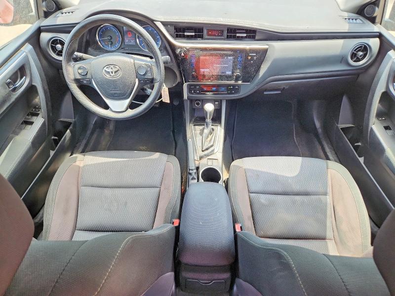 56026866 :رقم المزاد ، 5YFBURHE6HP583631 vin ، 2017 Toyota Corolla مزاد بيع