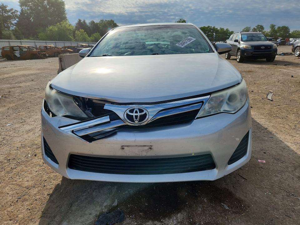 58467266 :رقم المزاد ، 4T4BF1FK8ER351181 vin ، 2014 Toyota Camry مزاد بيع