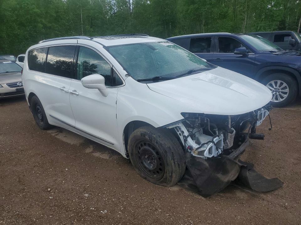 Продажа на аукционе авто 2017 Chrysler Pacifica, vin: 2C4RC1EG5HR784655, номер лота: 56928986