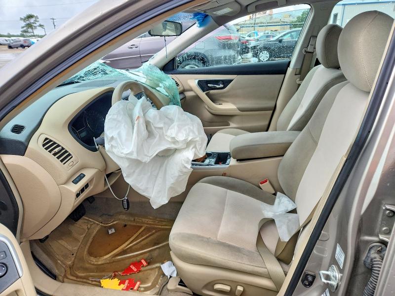 2013 Nissan Altima მანქანა იყიდება აუქციონზე, vin: 1N4AL3AP6DN580250, აუქციონის ნომერი: 57700106