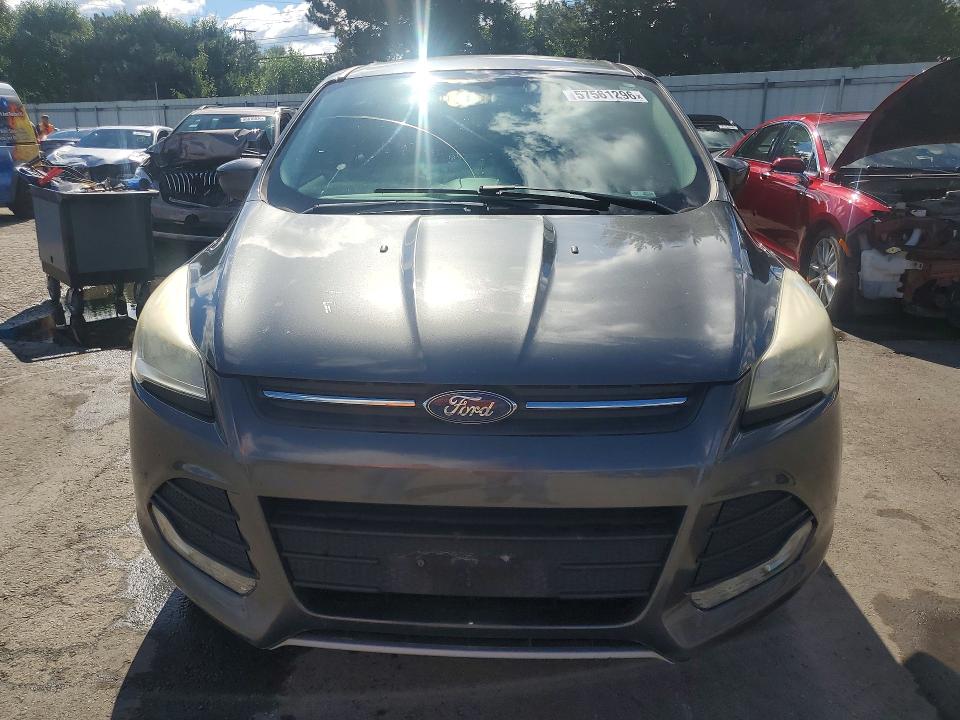 2015 Ford Escape მანქანა იყიდება აუქციონზე, vin: 1FMCU0GX6FUB80229, აუქციონის ნომერი: 57561296