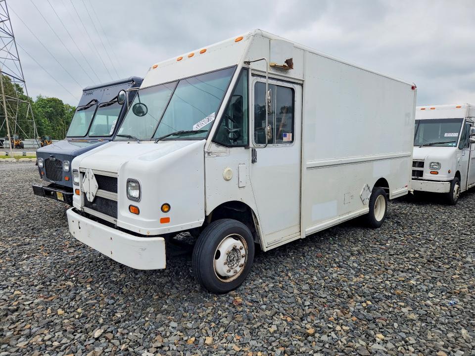 Продажа на аукционе авто 2001 Freightliner Mt45 Chassis, vin: 4UZAANBW91CH92003, номер лота: 53050616