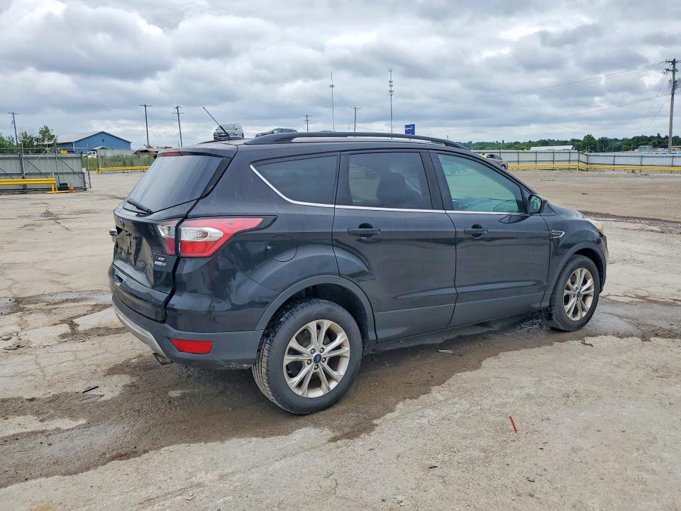 Продажа на аукционе авто 2017 Ford Escape, vin: 1FMCU9GD6HUE90247, номер лота: 56310086