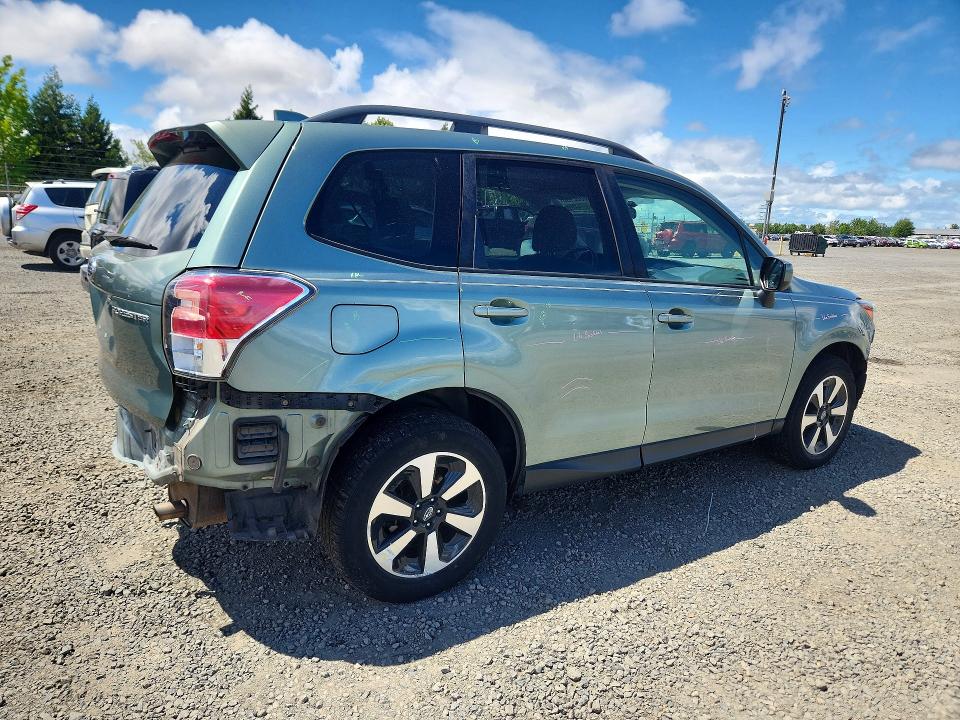 2018 Subaru Forester მანქანა იყიდება აუქციონზე, vin: JF2SJAEC1JH610508, აუქციონის ნომერი: 56662196