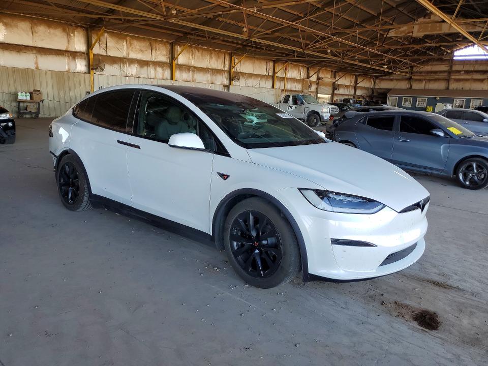 57268176 :رقم المزاد ، 7SAXCBE51PF385766 vin ، 2023 Tesla Model X مزاد بيع