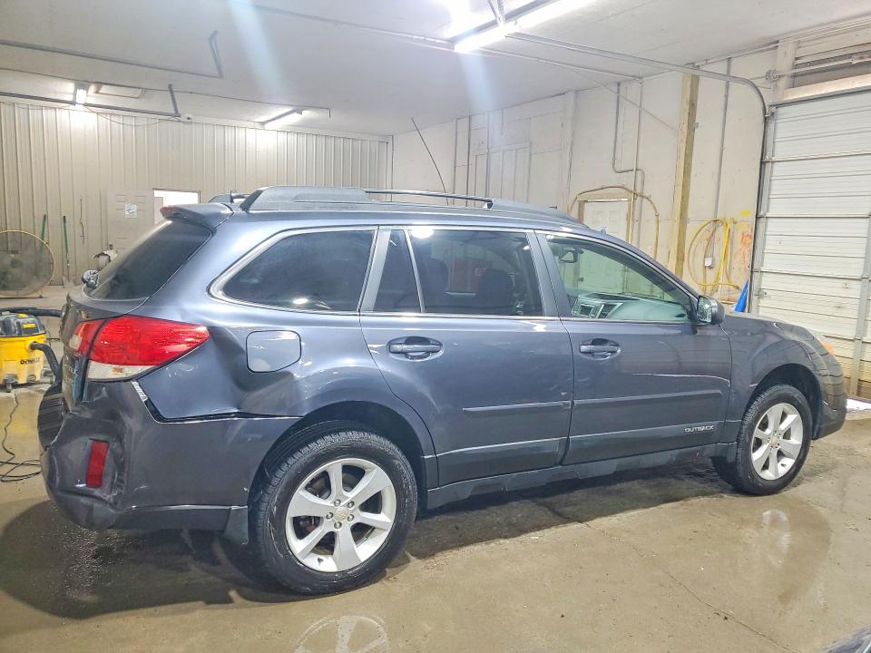 58416076 :رقم المزاد ، 4S4BRBDCXE3269333 vin ، 2014 Subaru Outback مزاد بيع