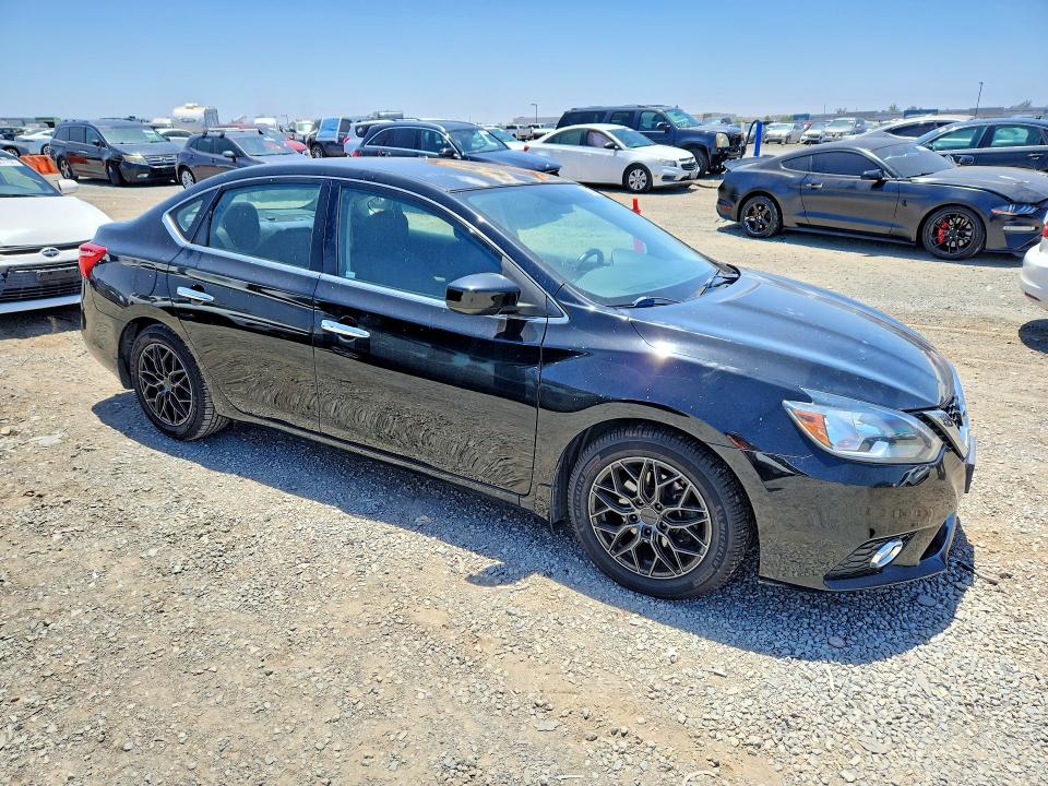 55751896 :رقم المزاد ، 3N1AB7AP8GY211131 vin ، 2016 Nissan Sentra مزاد بيع