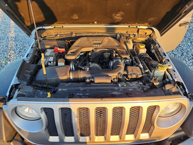 58465806 :رقم المزاد ، 1C4HJXDG4KW516376 vin ، 2019 Jeep Wrangler Unlimited مزاد بيع