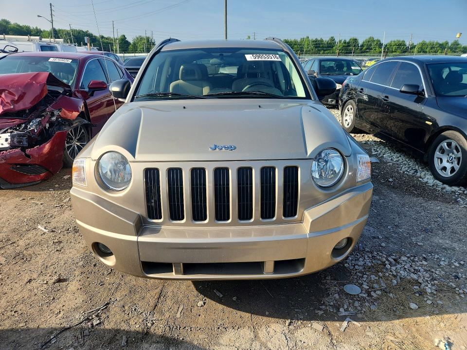 59053516 :رقم المزاد ، 1J4FT47B29D223303 vin ، 2009 Jeep Compass مزاد بيع