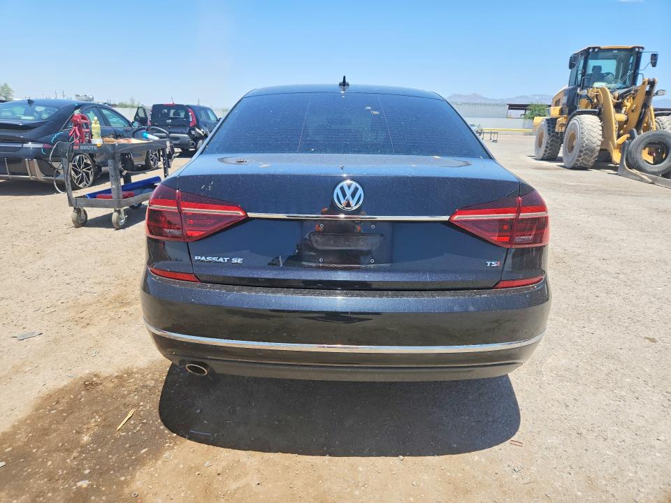 56177356 :رقم المزاد ، 1VWBA7A38JC045482 vin ، 2018 Volkswagen Passat مزاد بيع