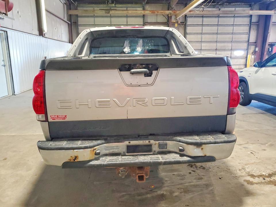 57171316 :رقم المزاد ، 3GNEK12Z55G212386 vin ، 2005 Chevrolet Avalanche مزاد بيع
