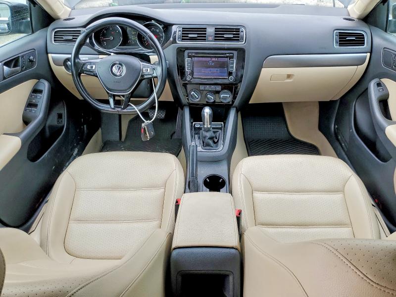Продажа на аукционе авто 2015 Volkswagen Jetta, vin: 3VWLA7AJ5FM323828, номер лота: 53409856