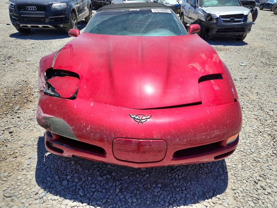 57019946 :رقم المزاد ، 1G1YY32G925125052 vin ، 2002 Chevrolet Corvette مزاد بيع
