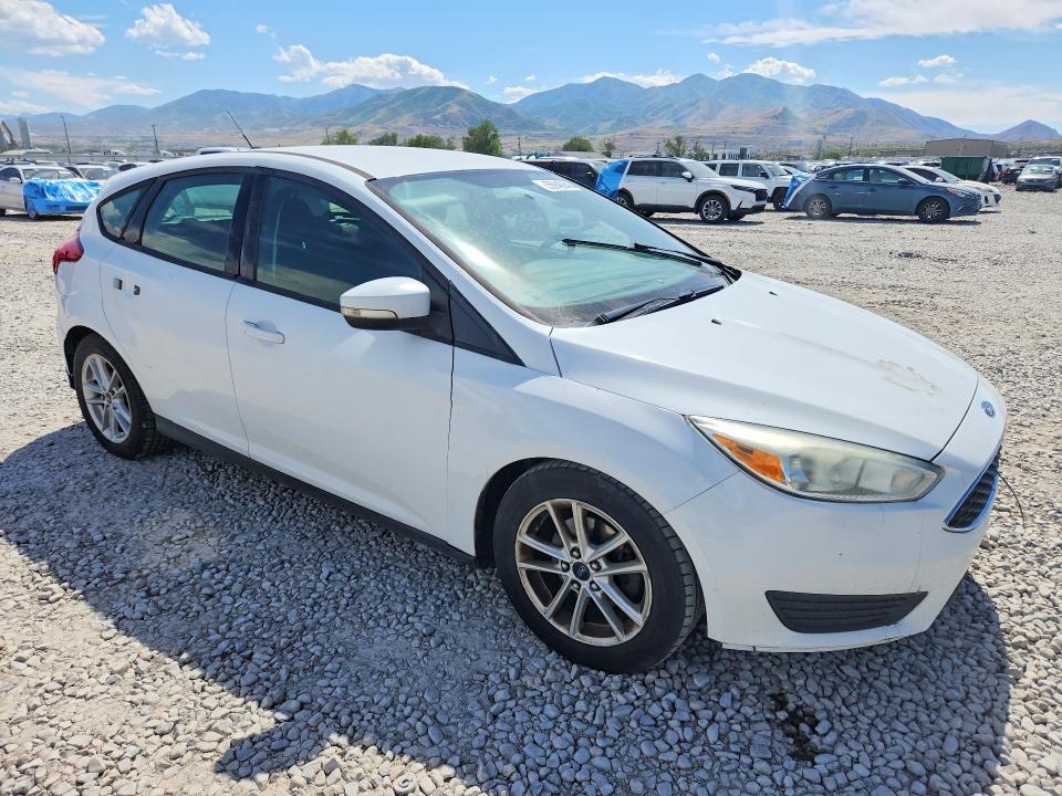 55946846 :رقم المزاد ، 1FADP3K22FL281986 vin ، 2015 Ford Focus مزاد بيع