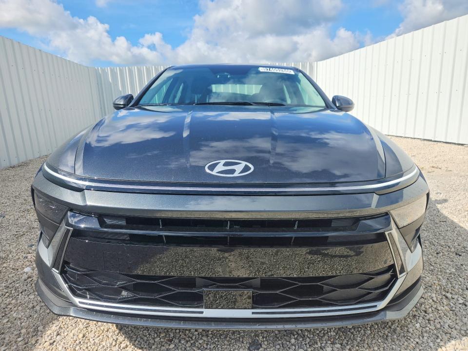 2026 Hyundai Sonata Hybrid მანქანა იყიდება აუქციონზე, vin: KMHL24JJ3TA151348, აუქციონის ნომერი: 57405266