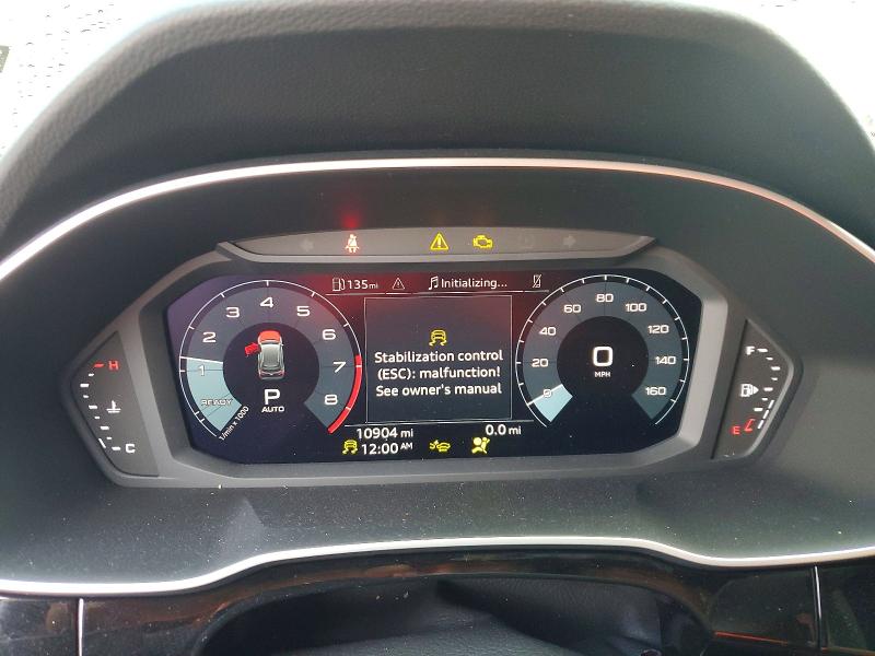 57441276 :رقم المزاد ، WA1EECF38S1083596 vin ، 2025 Audi Q3 مزاد بيع