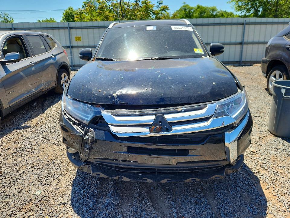 Продаж на аукціоні авто 2018 Mitsubishi Outlander, vin: JA4AZ3A30JJ005922, номер лоту: 55801816