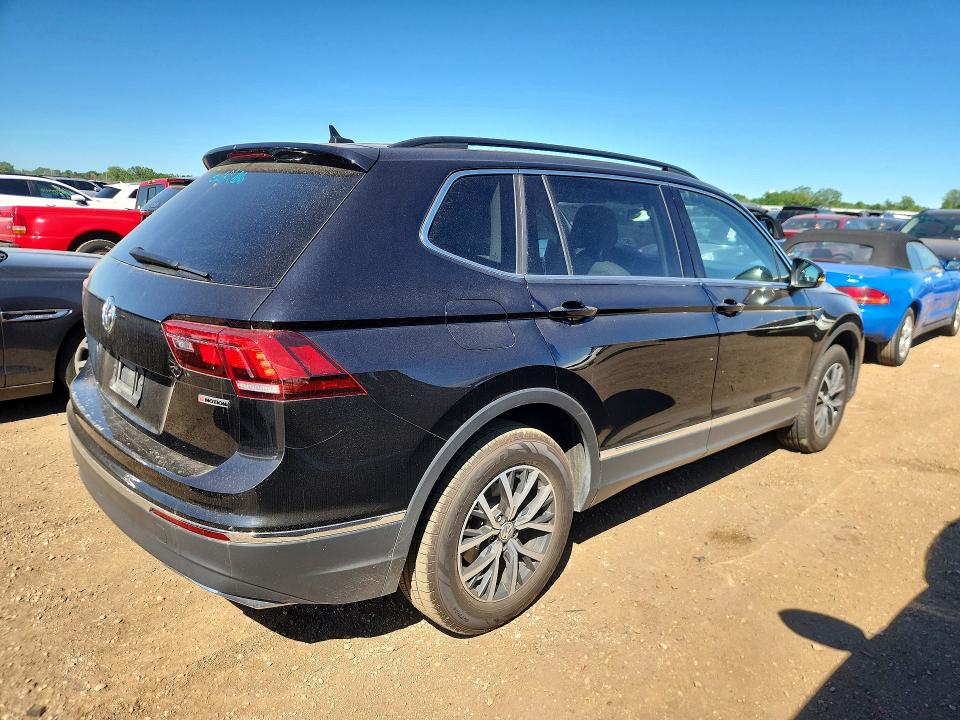 2020 Volkswagen Tiguan მანქანა იყიდება აუქციონზე, vin: 3VV2B7AX9LM105579, აუქციონის ნომერი: 55713406