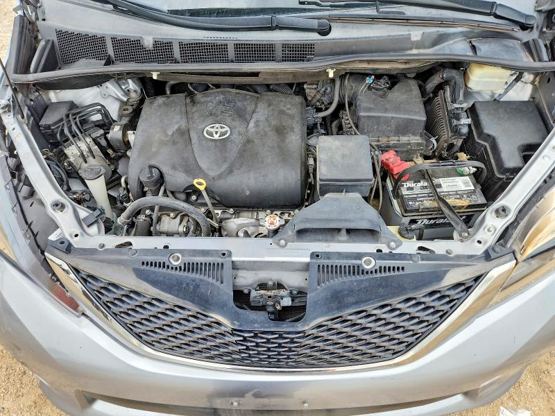 Продажа на аукционе авто 2017 Toyota Sienna, vin: 5TDXZ3DC6HS827603, номер лота: 55766826