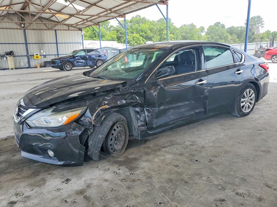 2017 Nissan Altima მანქანა იყიდება აუქციონზე, vin: 1N4AL3AP6HC485916, აუქციონის ნომერი: 58742086
