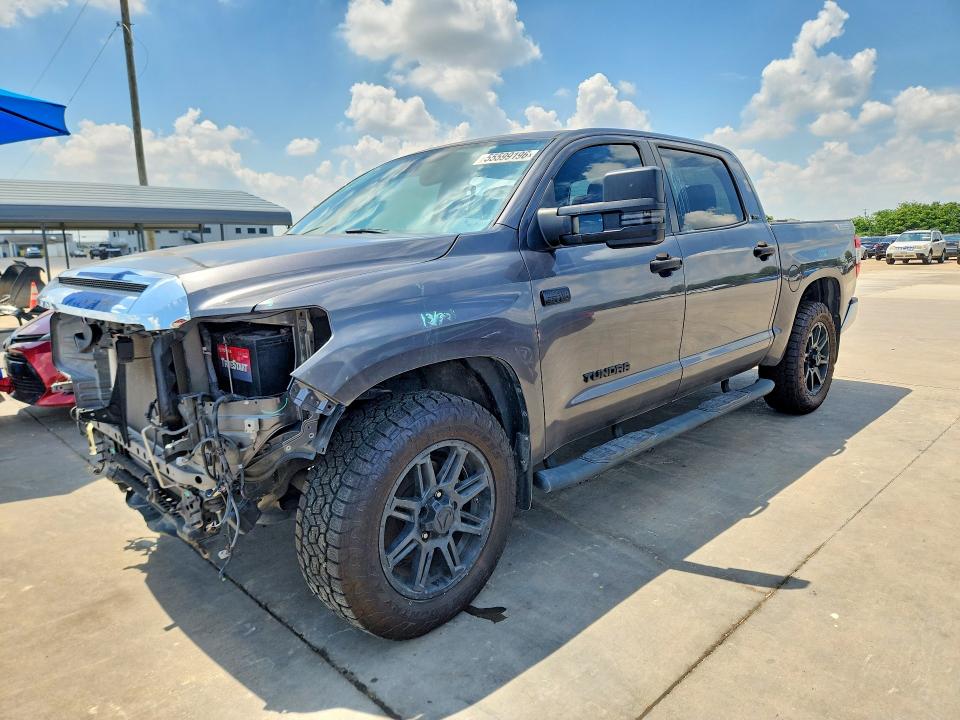 55599196 :رقم المزاد ، 5TFEY5F14LX259159 vin ، 2020 Toyota Tundra مزاد بيع